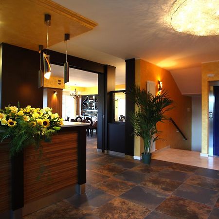 T'Ami Hotel Resort Spa Selvino Buitenkant foto