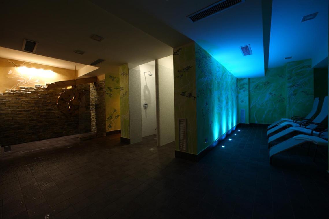 T'Ami Hotel Resort Spa Selvino Buitenkant foto