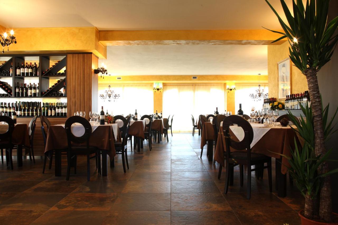 T'Ami Hotel Resort Spa Selvino Buitenkant foto